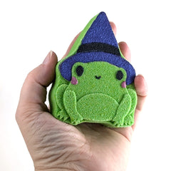 Frogus Pocus bath bomb