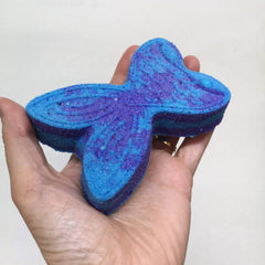 Mermaid bath bomb FantasySoapworks Mermaid Bath Bomb - Swirling Colors & Fresh Ocean Scent | Fantasy Soapworks