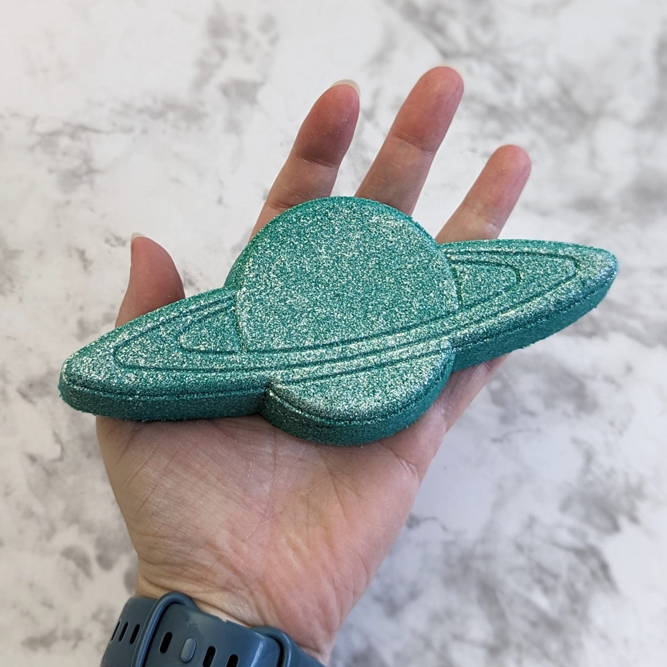 Celestial Glow bath bomb FantasySoapworks Celestial Glow bath bomb - filled with shimmer | Fantasy Soapworks